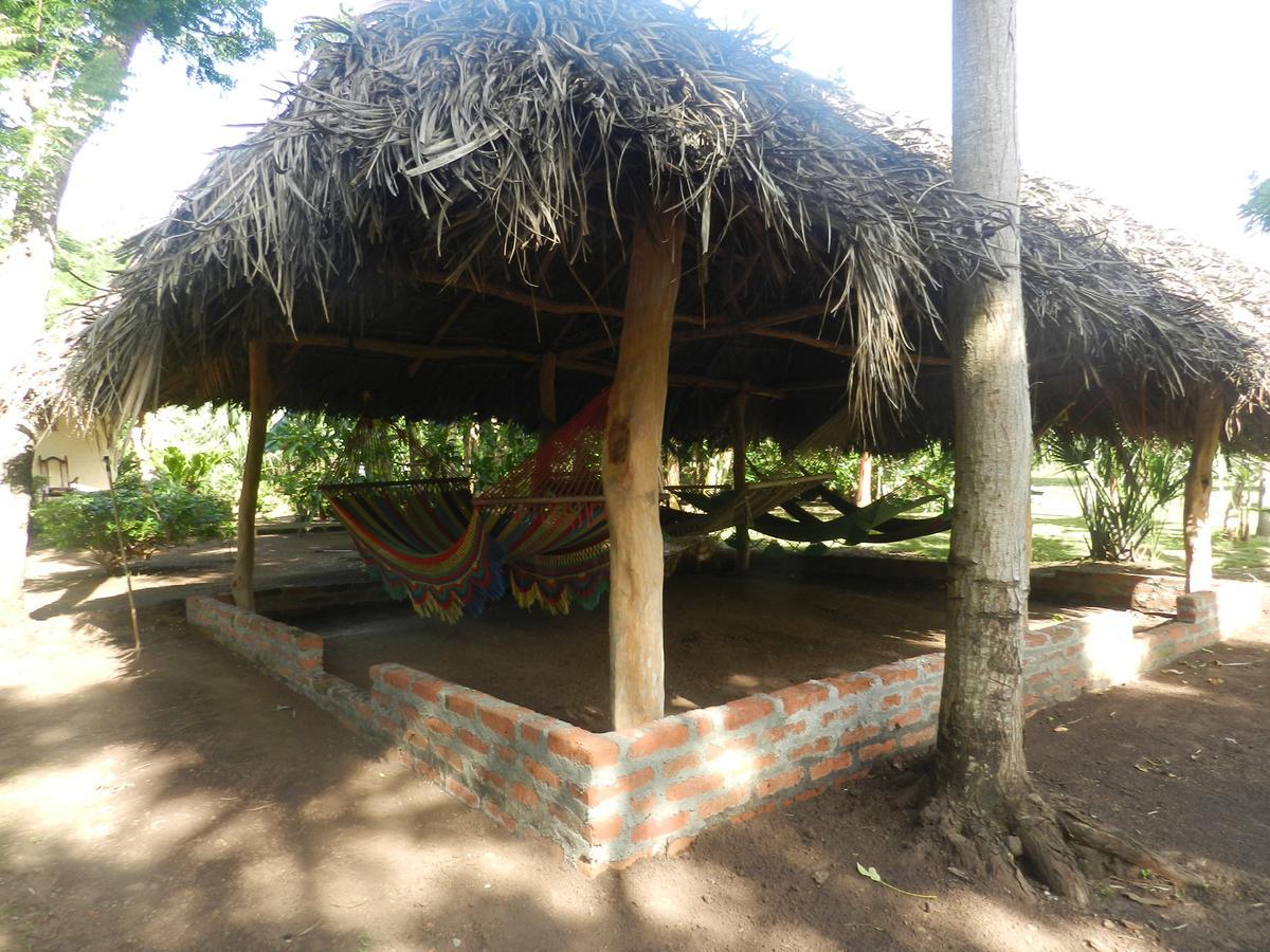 Hostal Y Restaurante Rancho Mérida Eksteriør billede